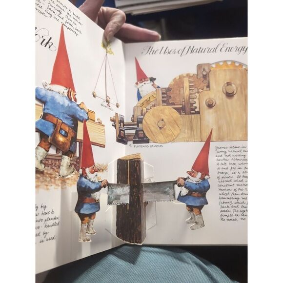 Huygen, Wil & Rien Poortvliet The Pop-Up Book of Gnomes. 1979. Illustrated by t - Picture 4 of 7